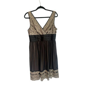 R&M Richards Size 12P Petite Dress Babydoll Y2K Black Knee Formal Gold Lace Mesh
